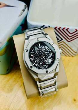 HUBLOT SW-99 SILVER CHAIN BLACK DIAL ( super premium)